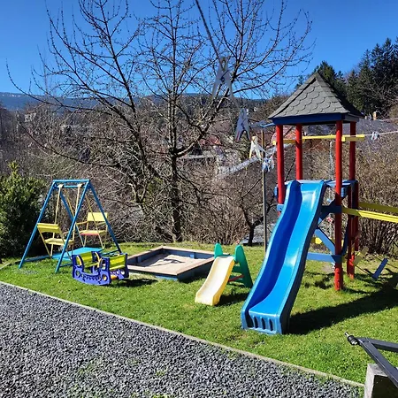 Frühstückspension Jeleni Rog 3*