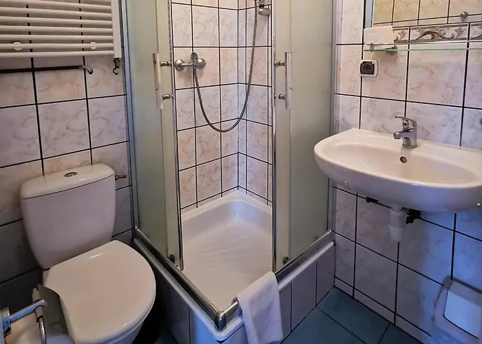 Jeleni Rog Готель типу 