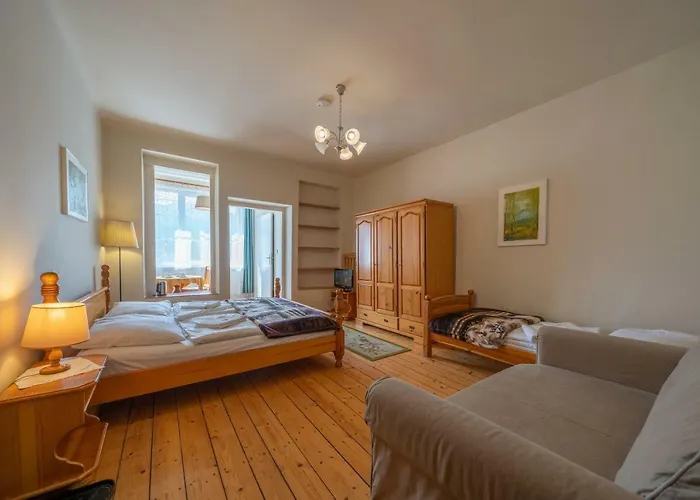 Jeleni Rog Готель типу 